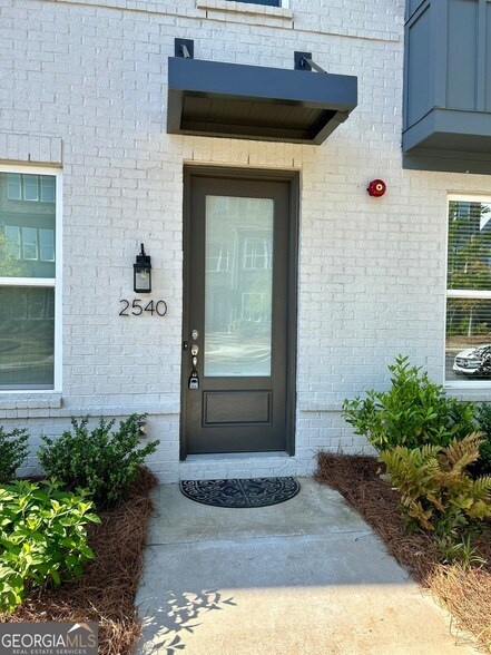 Foto del edificio - 2540 Mountain Ash Ln