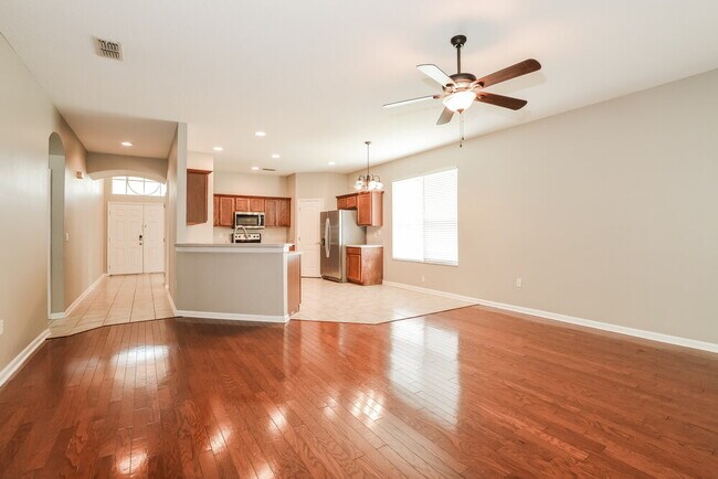 Building Photo - 202 Savannah Park Loop