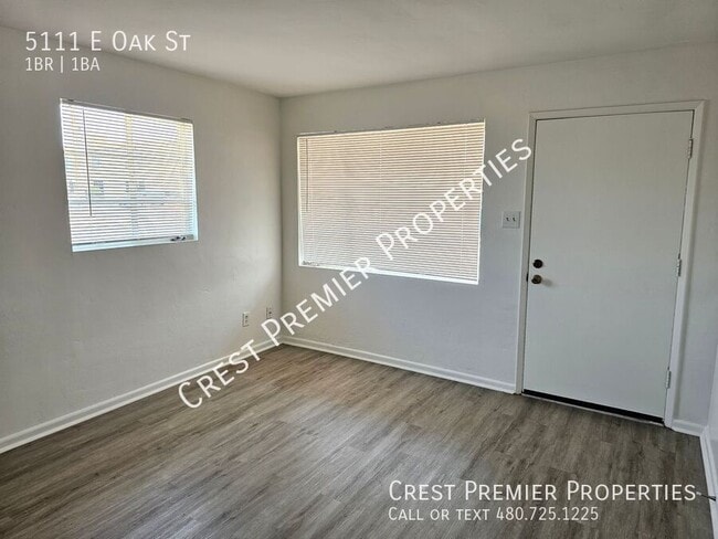 Foto del edificio - 5111 E Oak St