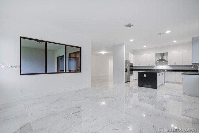 Building Photo - 4308 SW 176th Ave