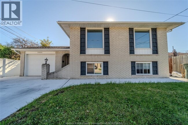 Building Photo - 5935 Rose St