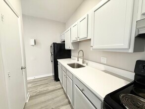 Building Photo - 9 Ruggles St