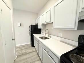 Building Photo - 9 Ruggles St