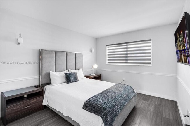 Building Photo - 2 bedroom in North miami Beach FL 33179