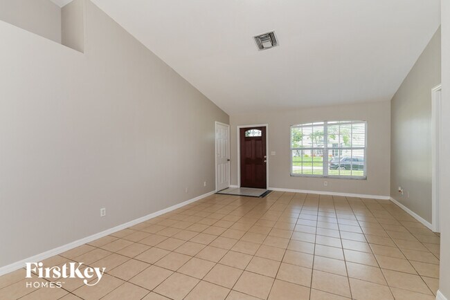 Foto del edificio - 801 SW 4th Pl