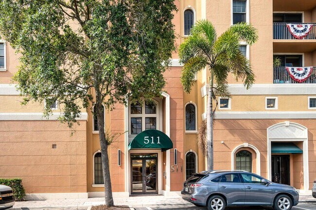Foto del edificio - 511 Lucerne Ave