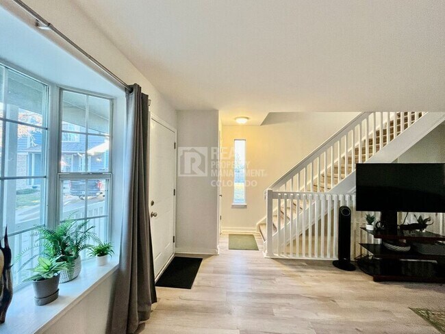 Foto del edificio - 940 W 133rd Cir