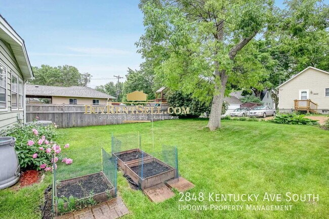 Foto del edificio - 2848 Kentucky Ave S
