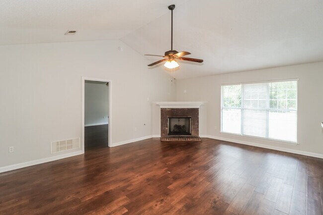 Building Photo - 8161 Loden Cove