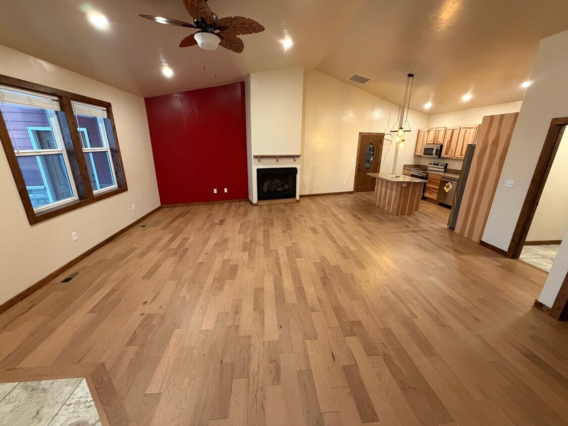 Foto principal - 11 Fieldcross Ln