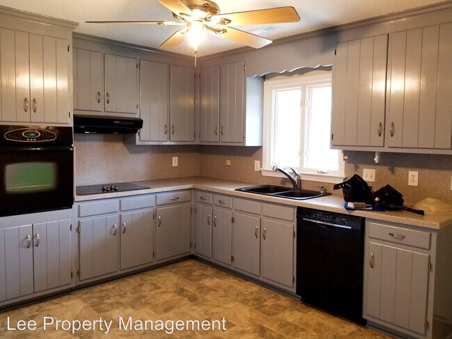 Building Photo - 3 br, 2 bath House - 106 Rens Rd