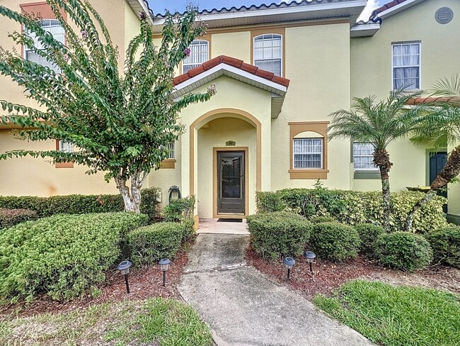 MONROE CIRCLE - MONROE CIRCLE Townhome