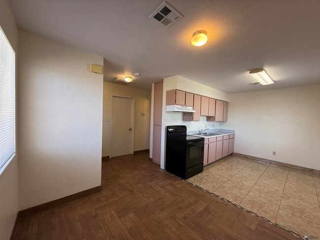 Foto del edificio - 255 E 23rd St