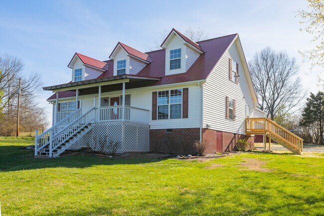 Building Photo - 1021 Pond Switch Rd