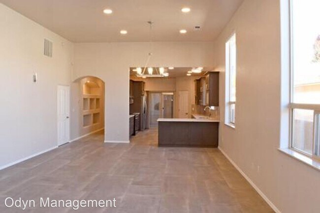 Foto del edificio - 3 br, 2 bath House - 8009 Oso Loco Dr NE