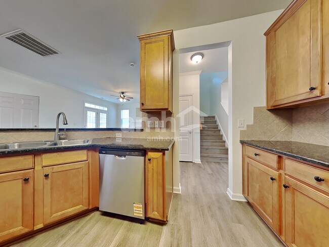 Building Photo - 8927 Cinder Ln