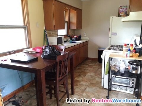 Building Photo - 2783 McNair Dr N