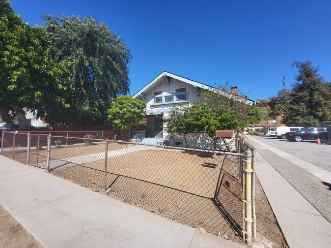 Building Photo - 4426 Homer St