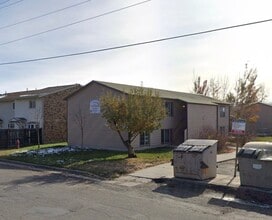 Building Photo - 1415 W Park Ave