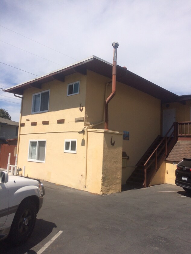 Primary Photo - 6597 Trigo Rd