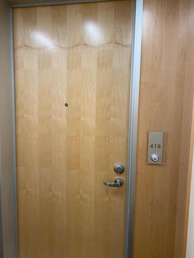 Front door - 555 Fulton St