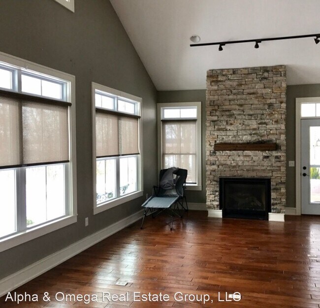 Building Photo - 3 br, 2 bath House - 3125 Barnes