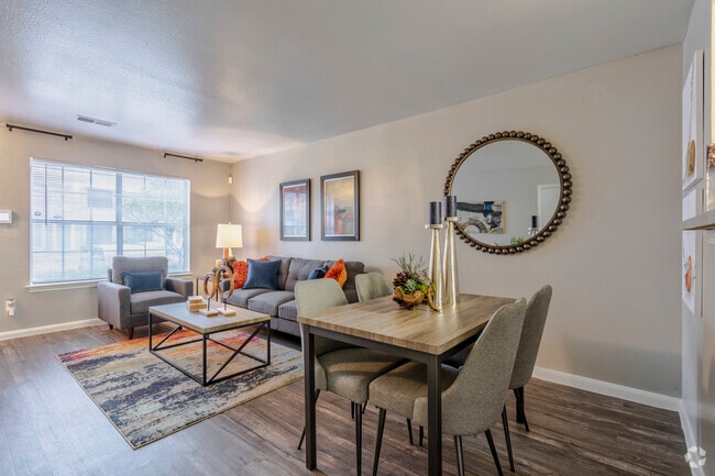 Interior Photo - Greens of Hickory Trail