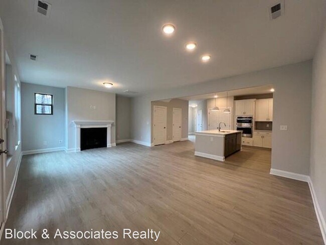 Foto del edificio - 3 br, 2.5 bath House - 2133 Voekler Street