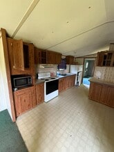 Building Photo - 43433 Claxton Cir