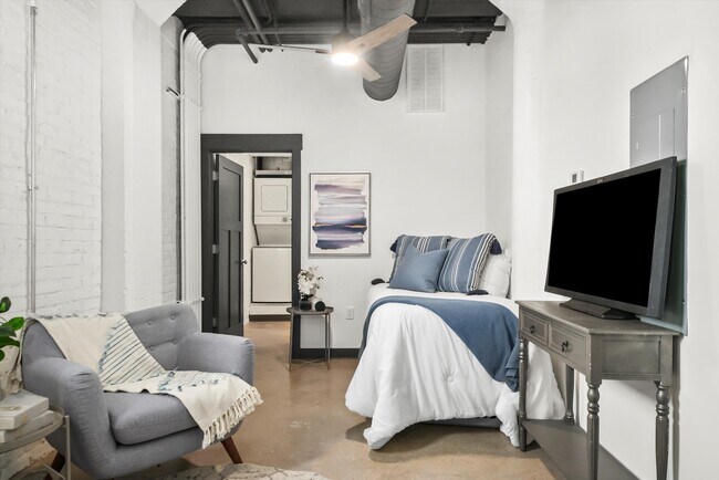 Foto del edificio - Cross and Middle Apartments