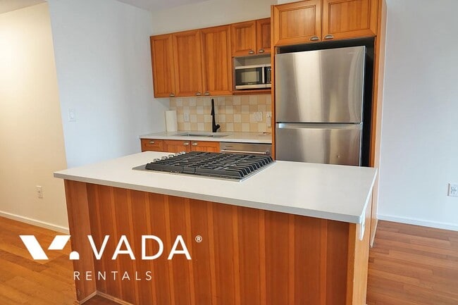 Building Photo - The Park 1 BR APT Rental 503-1723 Alberni St Vancouver: VADA
