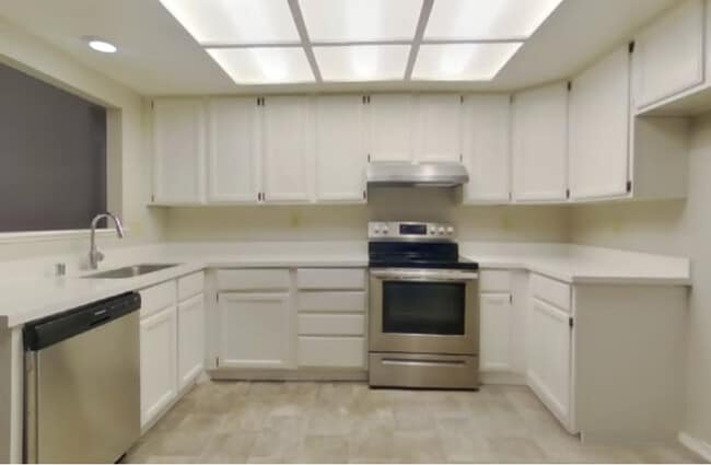 Building Photo - 5125 Gallahad Dr