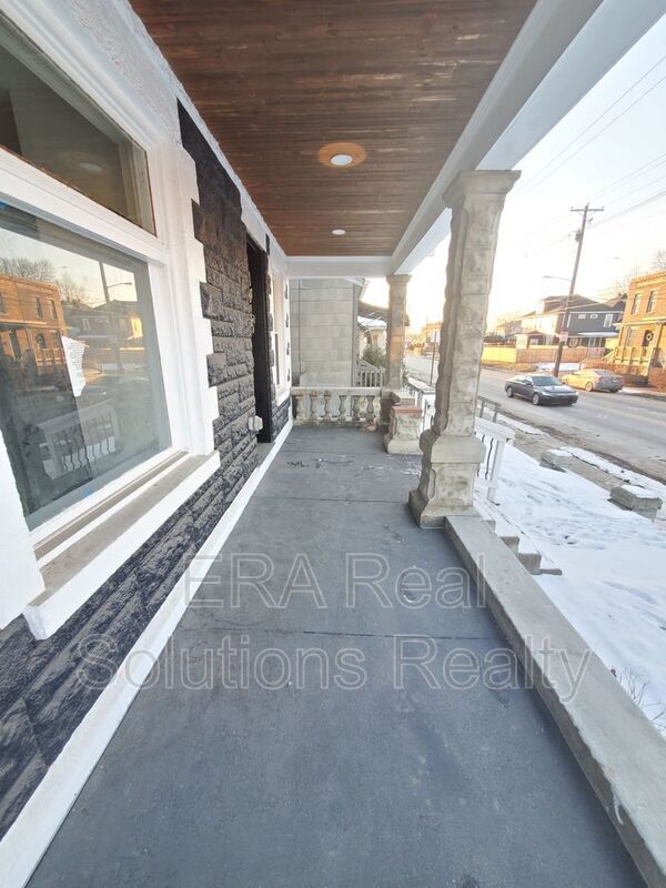 Building Photo - 1035 Sullivant Ave