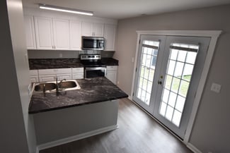 Building Photo - 620 S Main St