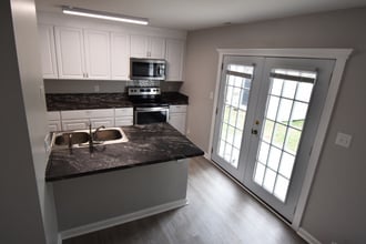 Building Photo - 620 S Main St