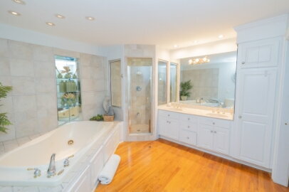 Photo - Built in 1960 Apartment