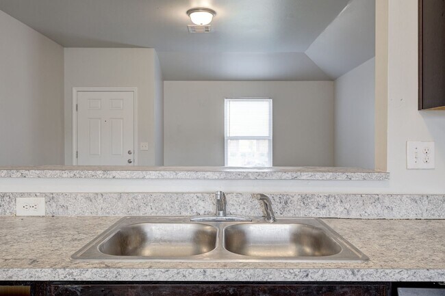 Foto del edificio - Charming 3-Bedroom Home!