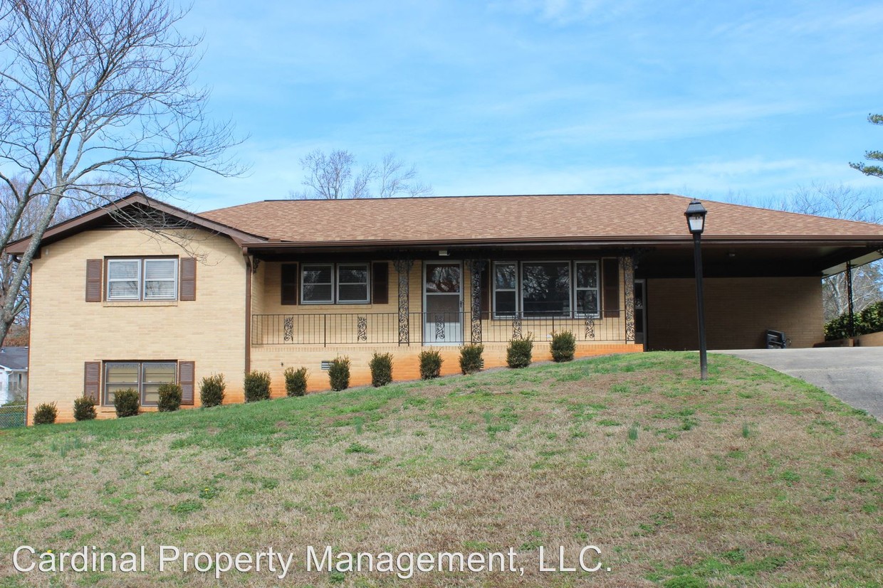 Primary Photo - 3 br, 2 bath House - 417 Lynhurst Road