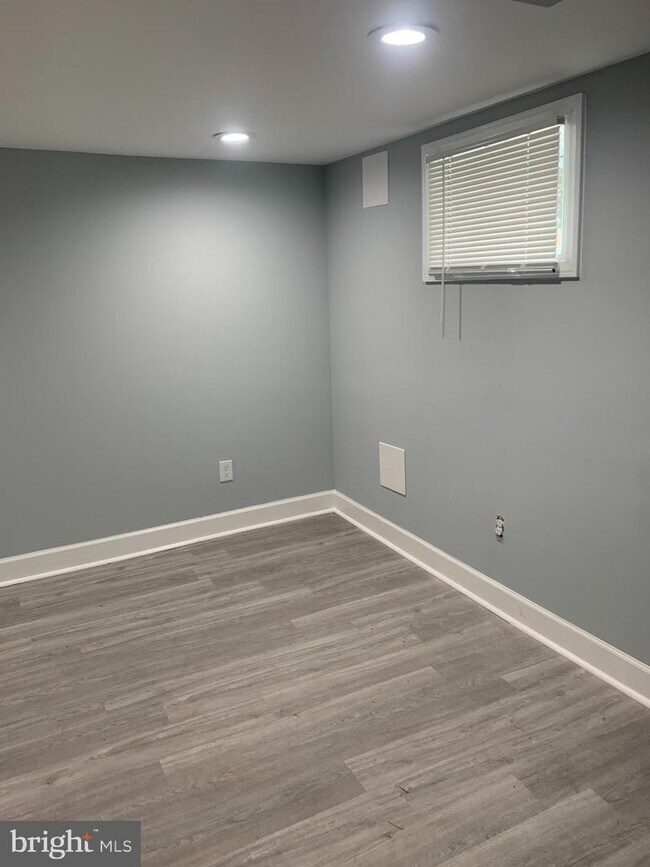 Foto del edificio - 4905 Blackfoot Rd