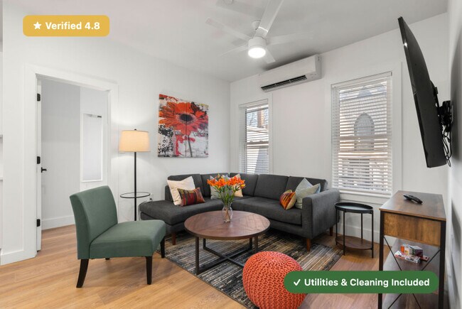 Foto del edificio - Furnished Bedroom with Private Bath in Mission Hill