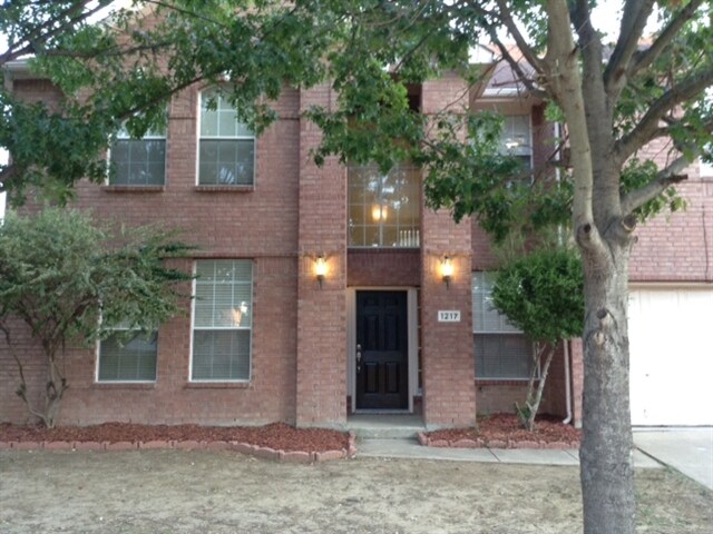 Primary Photo - 1217 Ottawa Lane