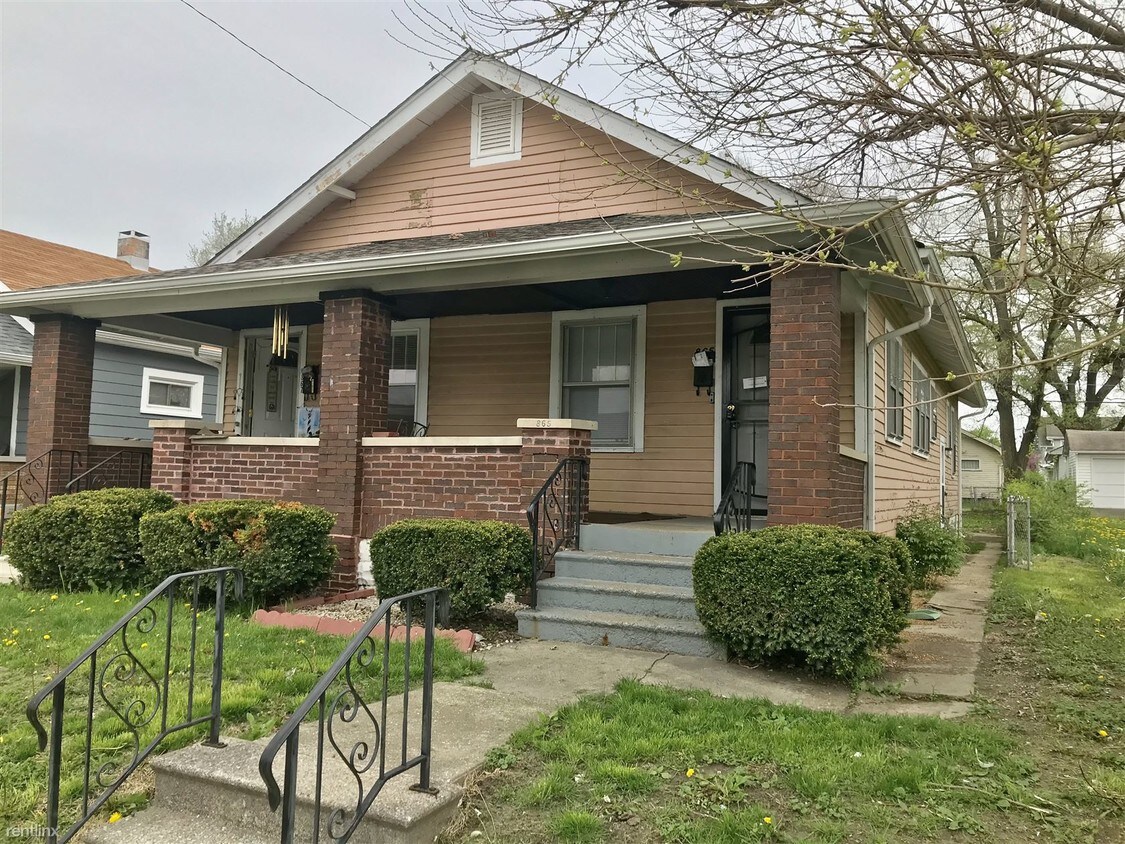 Primary Photo - 865 N Linwood Ave