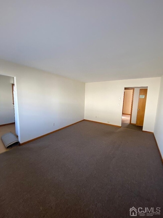 Building Photo - 358 Raritan St