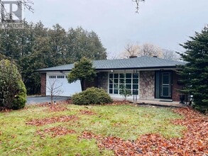 Building Photo - 243 Appleby Line