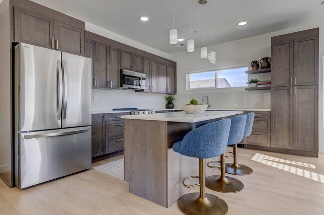 Foto del edificio - Trailside Townhomes