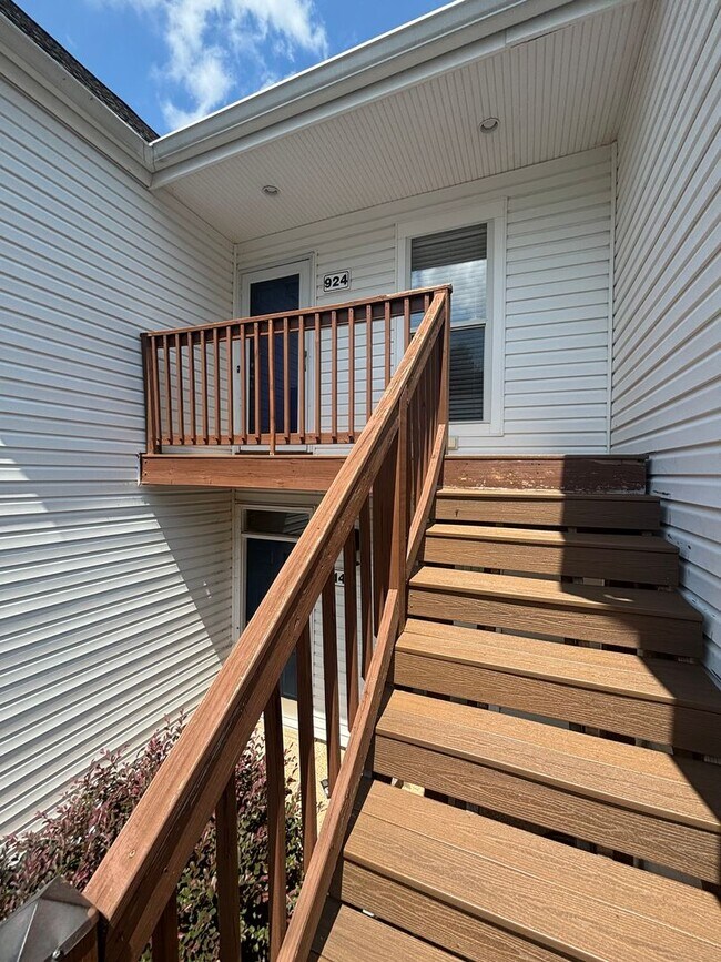 Foto del edificio - Charming 2 Bedroom Condo Located in York C...