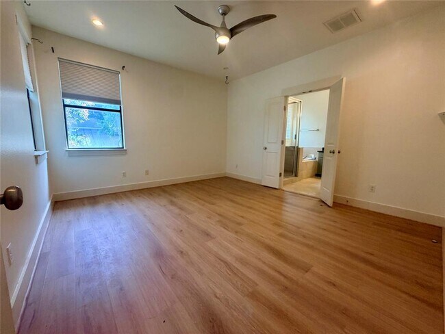 Foto del edificio - 4120 Valley View Rd