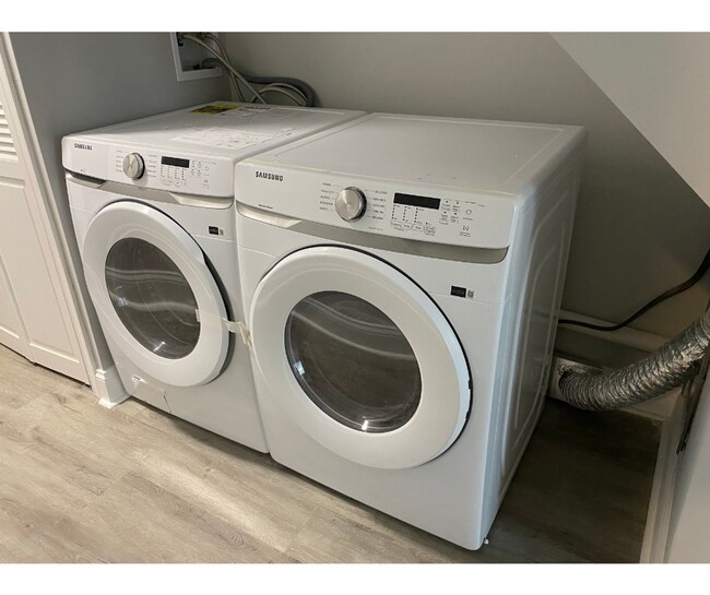 Foto del edificio - 5112 Belair Rd