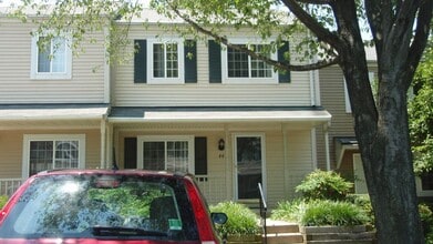 Building Photo - 44 Stoney Point Ct