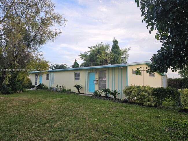 Foto del edificio - 9360 SW 168th St